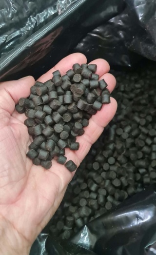 Pellet proteinowy z mączką rybną 1kg, 8 mm